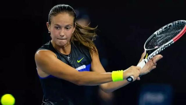 金州勇士在主场134-117击败犹他爵士，终结三连败，展现强大韧性与高效进攻。